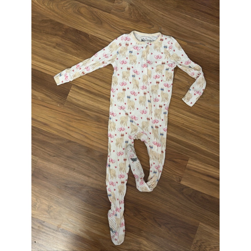Free Birdees Baby Girls 12-18 Months Bamboo Llama Hearts Footed Sleeper Pajamas